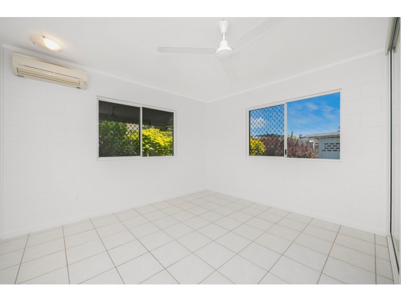 16 Bulloo Street, Wulguru QLD 4811