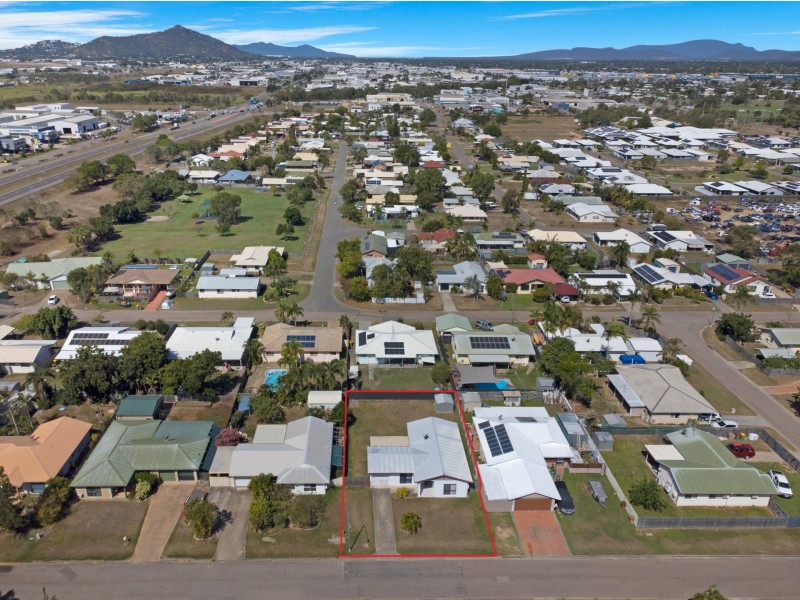 3 Dalkeith Crescent, Mount Louisa QLD 4814