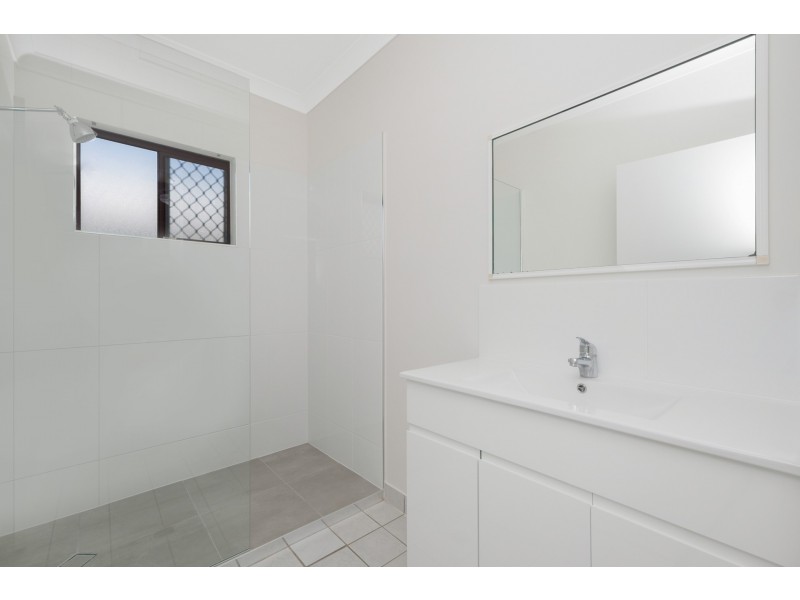 3 Dalkeith Crescent, Mount Louisa QLD 4814