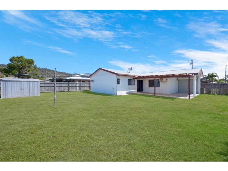 3 Dalkeith Crescent, Mount Louisa QLD 4814