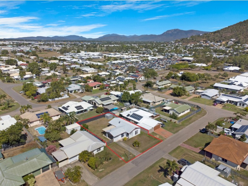 3 Dalkeith Crescent, Mount Louisa QLD 4814