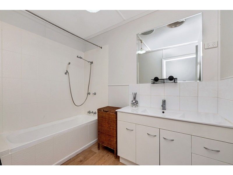 1 Adams Street, Heatley QLD 4814