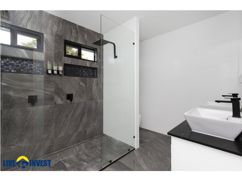 16 Symons Street, Vincent QLD 4814