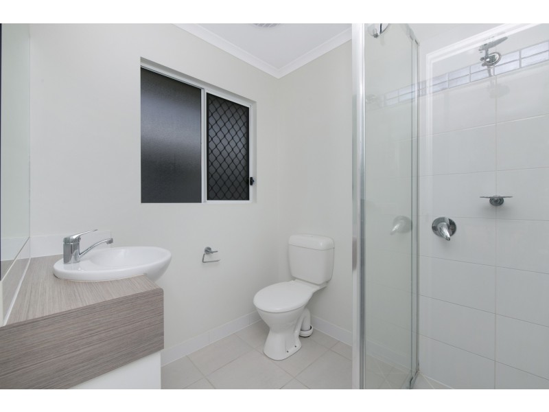 40 Hollanders Crescent, Kelso QLD 4815