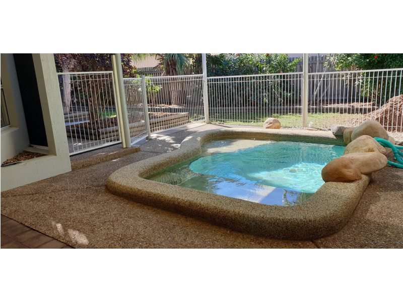 90 River Park Drive, Annandale QLD 4814