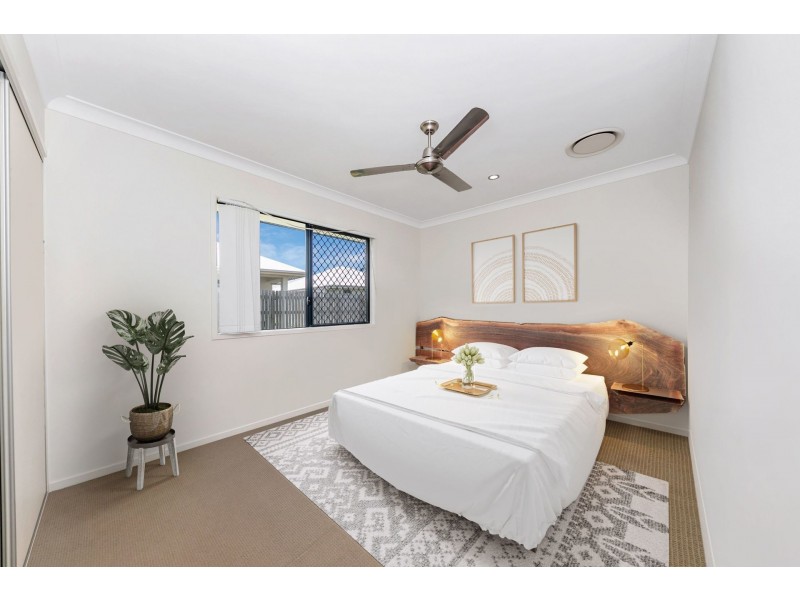 31 Summergold Street, Mount Low QLD 4818