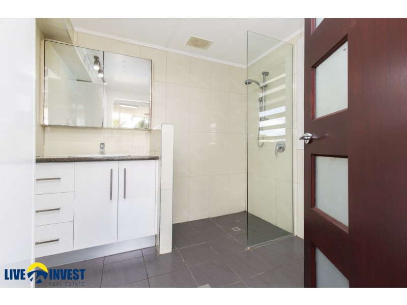 74 Kings Road, Hyde Park QLD 4812