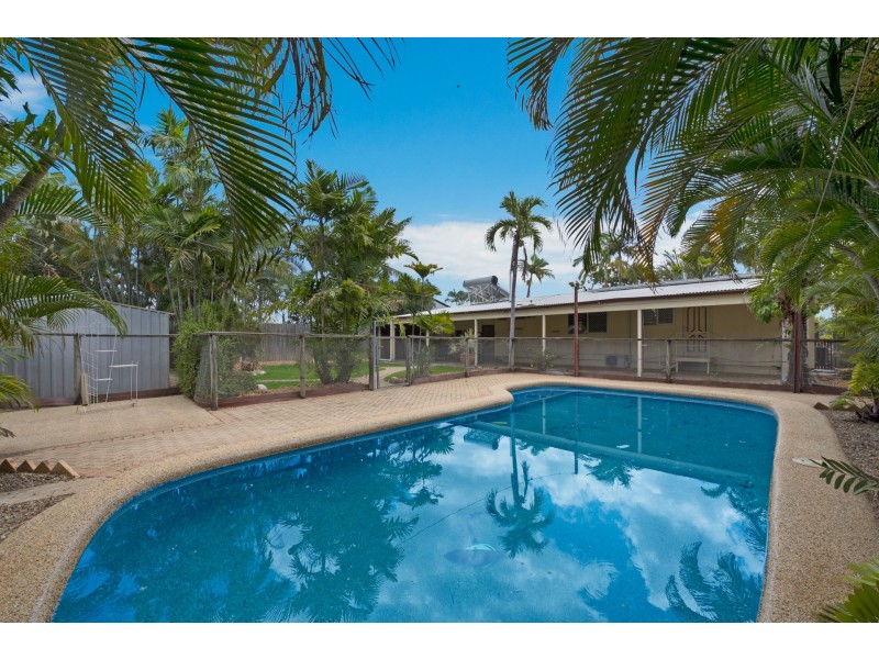 8 Samantha Street, Kelso QLD 4815