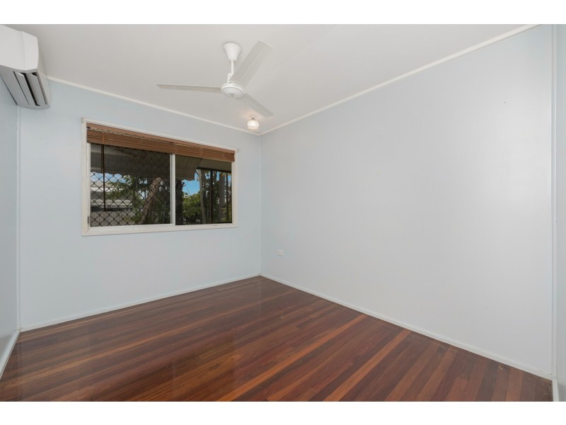 8 Samantha Street, Kelso QLD 4815