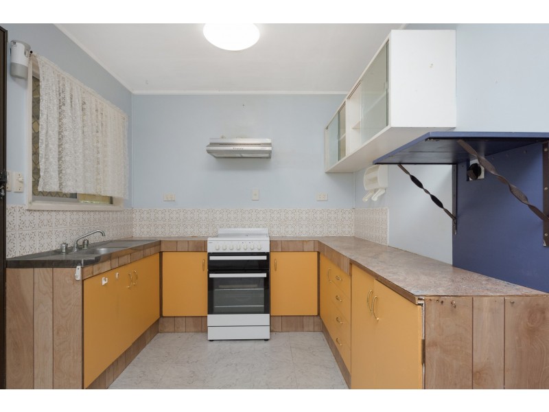 8 Samantha Street, Kelso QLD 4815