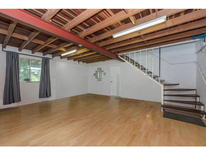 14 Hall Street, Kirwan QLD 4817