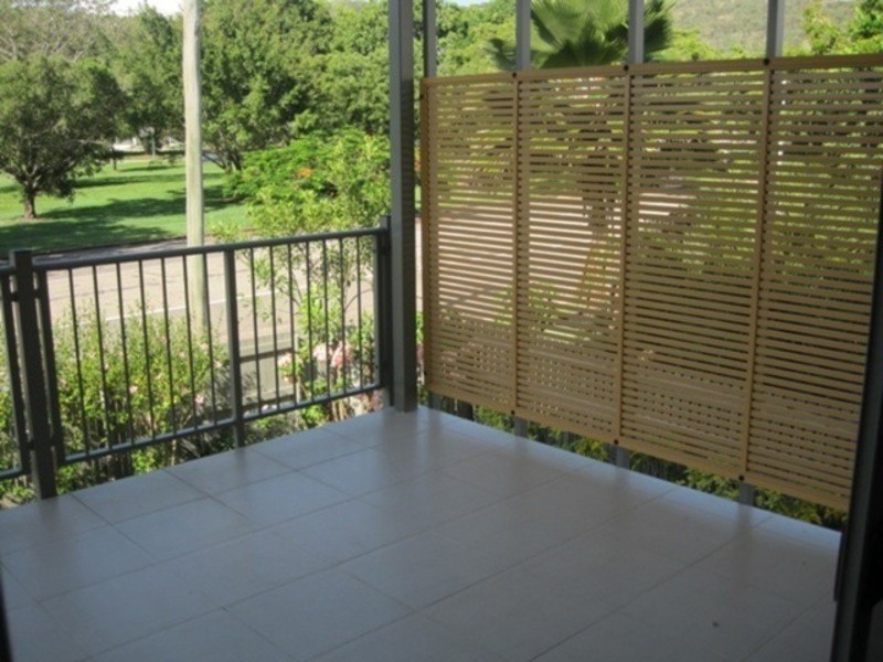 1/11 Crauford Street, West End QLD 4810