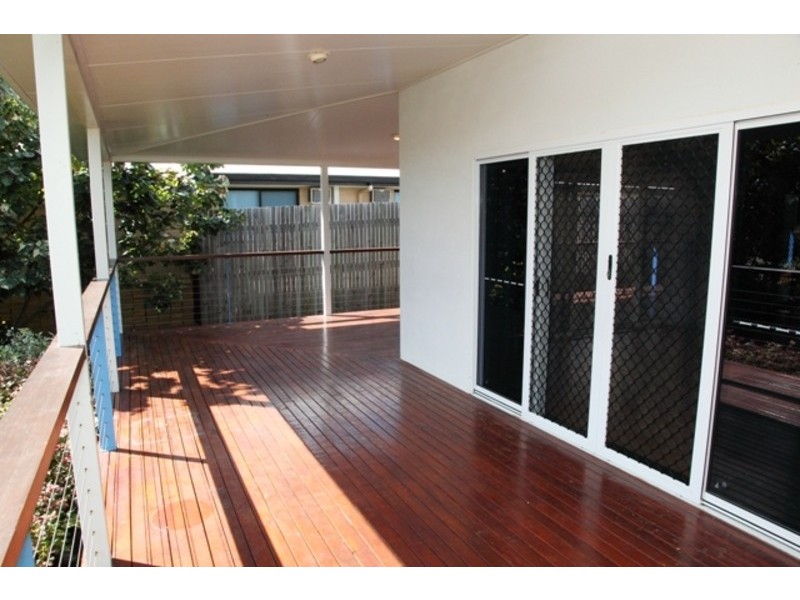 11 St Pauls Court, Mount Louisa QLD 4814