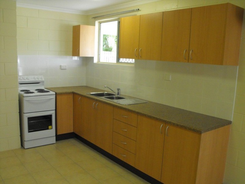 65 Punari Street, Currajong QLD 4812