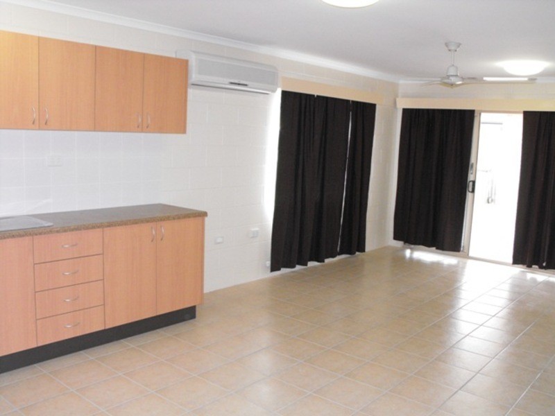65 Punari Street, Currajong QLD 4812
