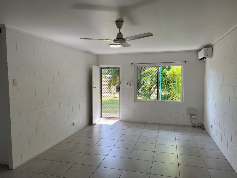 2/52 Douglas Street, Garbutt QLD 4814