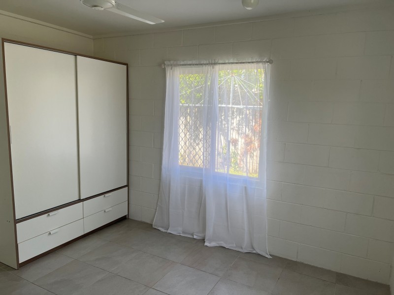 2/52 Douglas Street, Garbutt QLD 4814