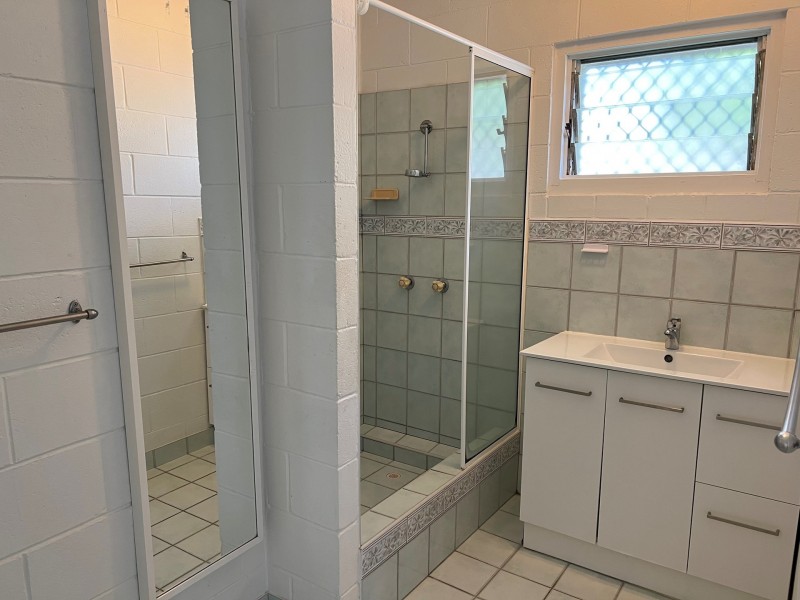 2/52 Douglas Street, Garbutt QLD 4814