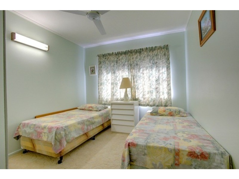 15 Sallows Street, Pallarenda QLD 4810