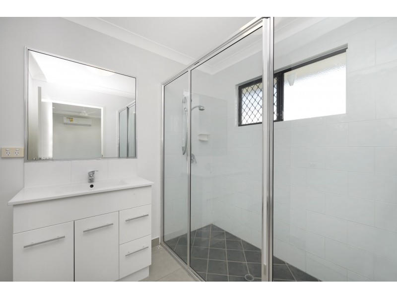 60 Franklin Drive, Mount Louisa QLD 4814