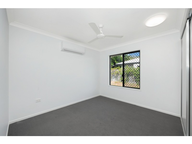 60 Franklin Drive, Mount Louisa QLD 4814