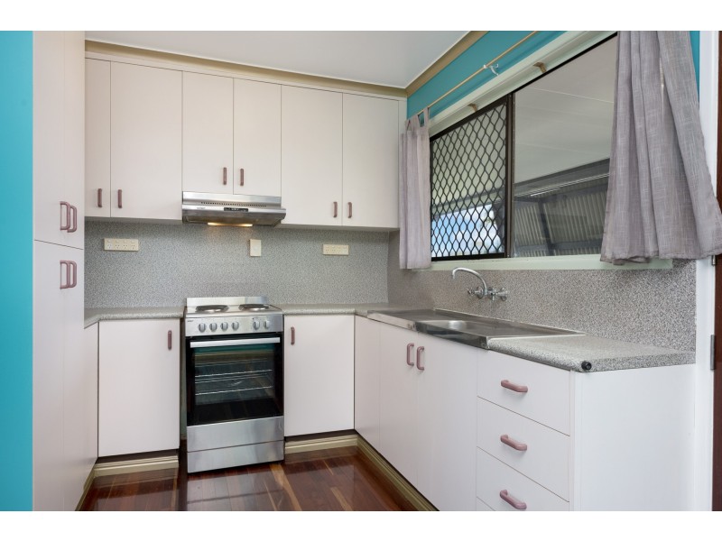 111 Thirteenth Avenue, Railway Estate QLD 4810