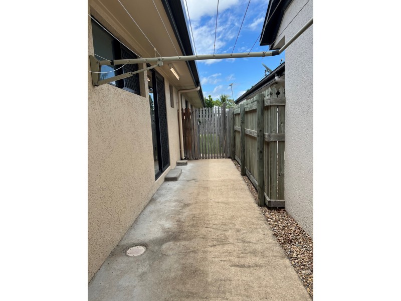 18 Calliope Close, Douglas QLD 4814