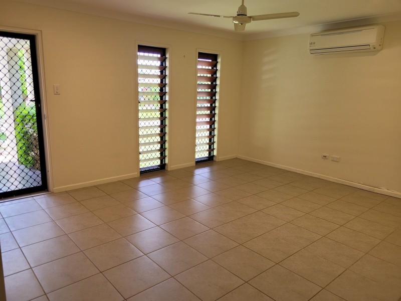 22 Strathburn Street, Mount Louisa QLD 4814