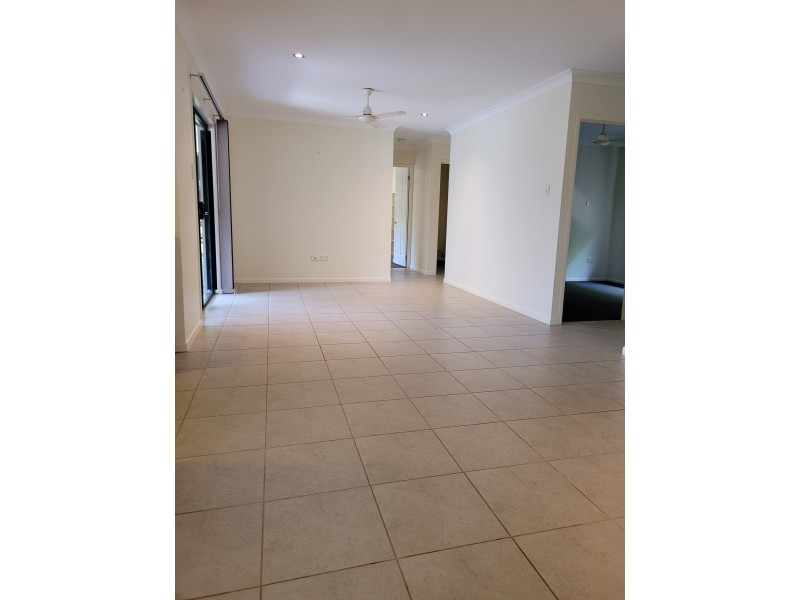 22 Strathburn Street, Mount Louisa QLD 4814