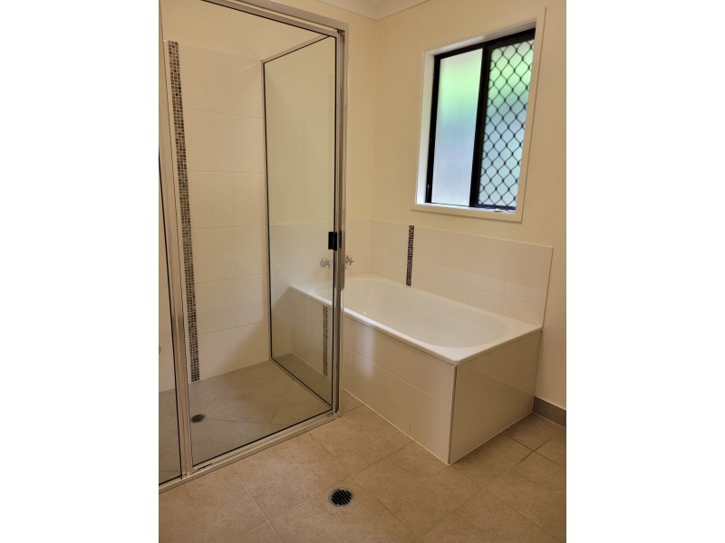 22 Strathburn Street, Mount Louisa QLD 4814