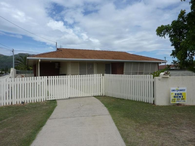 12 Josephine Crescent, Rasmussen QLD 4815