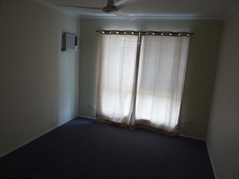 12 Josephine Crescent, Rasmussen QLD 4815