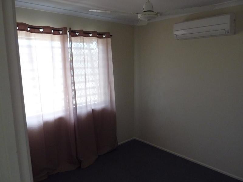 12 Josephine Crescent, Rasmussen QLD 4815