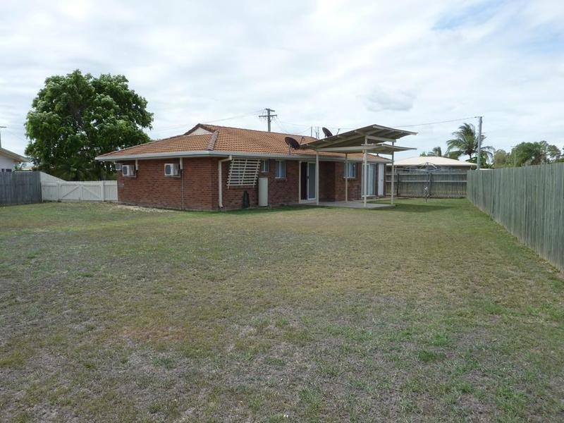 12 Josephine Crescent, Rasmussen QLD 4815