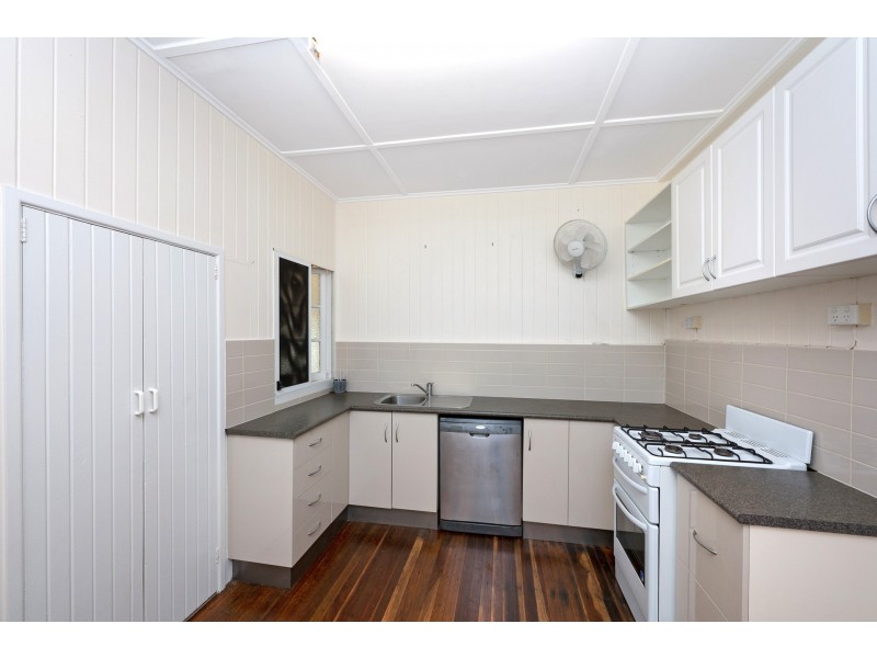 120 Miles Avenue, Kelso QLD 4815