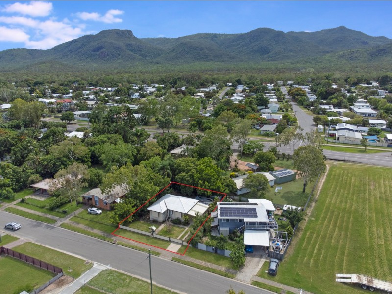 120 Miles Avenue, Kelso QLD 4815