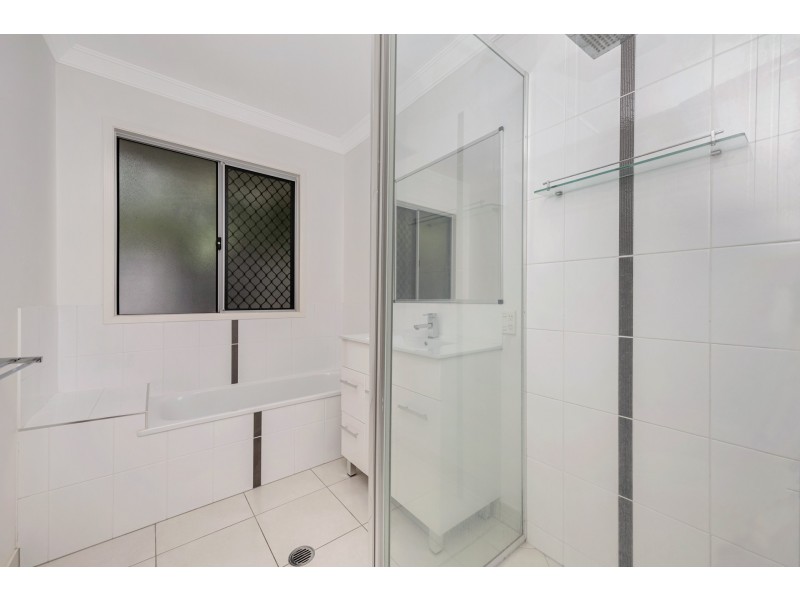 18 Baird Court, Bushland Beach QLD 4818