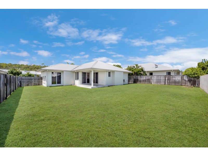 18 Baird Court, Bushland Beach QLD 4818