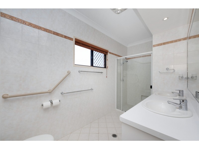 34 Belmont Park Avenue, Kirwan QLD 4817