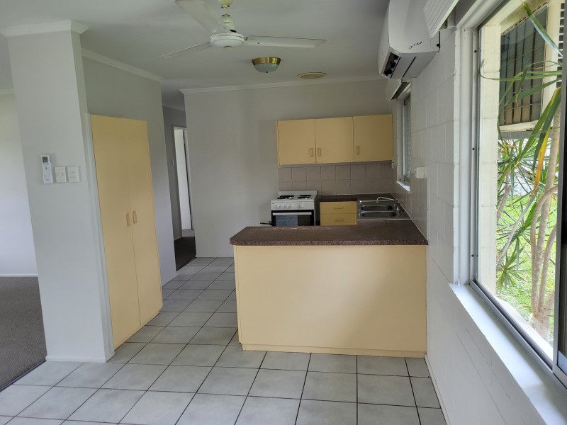 8 Gill Street, Kirwan QLD 4817