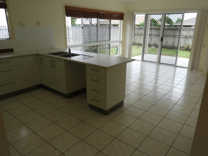 17 Tango Court, Kirwan QLD 4817