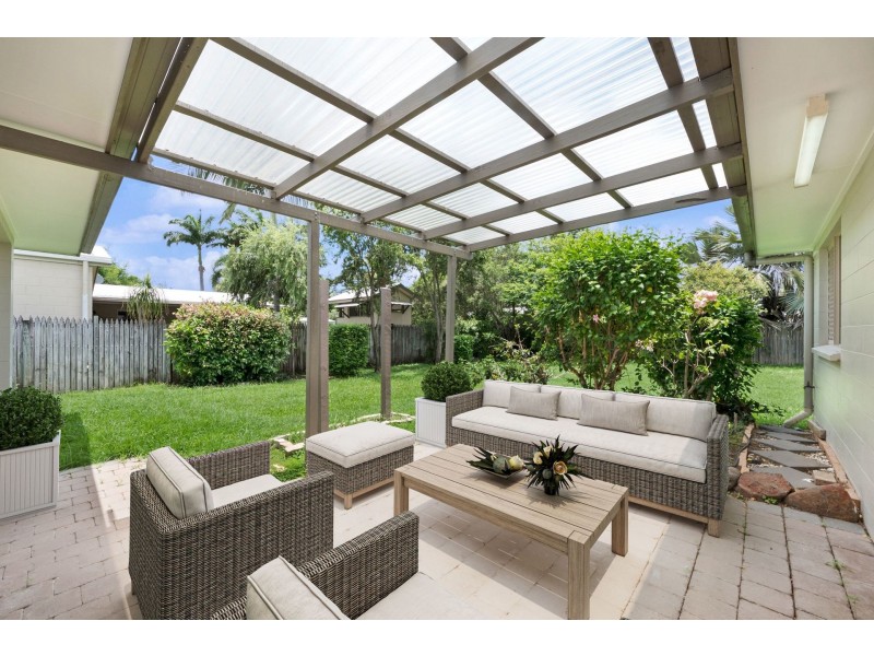 9 Jewel Court, Rasmussen QLD 4815