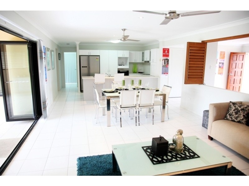 3 Franklin Drive, Mount Louisa QLD 4814