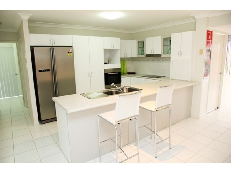 3 Franklin Drive, Mount Louisa QLD 4814