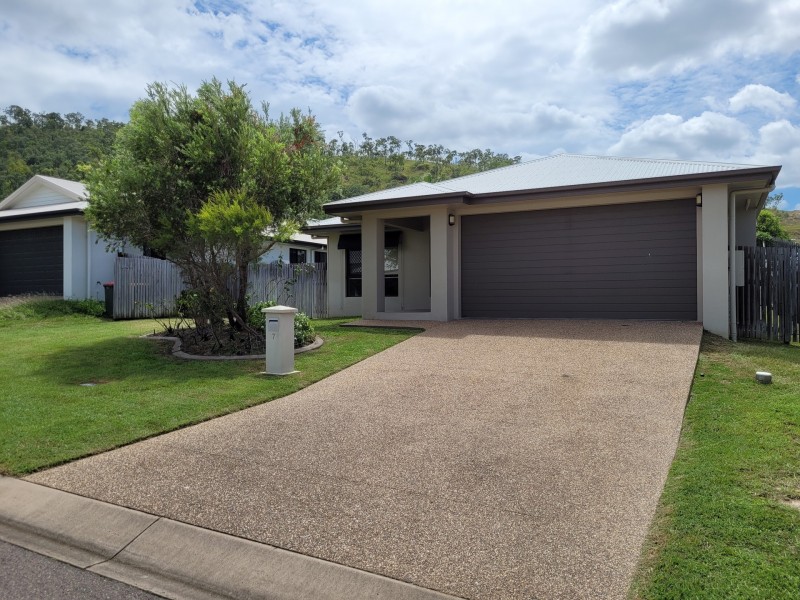 7 Chester Street, Mount Louisa QLD 4814