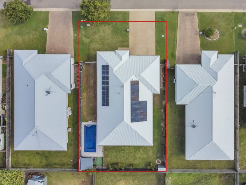 37 Bulla Place, Kelso QLD 4815