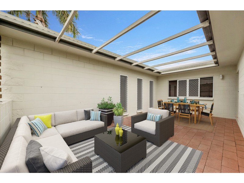 96 Kern Brothers Drive, Kirwan QLD 4817