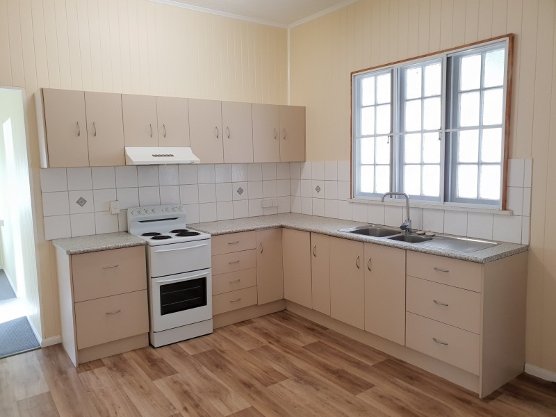 57 Kings Road, Pimlico QLD 4812