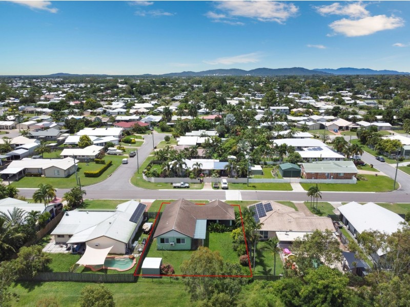 83 Glenrock Drive, Rasmussen QLD 4815