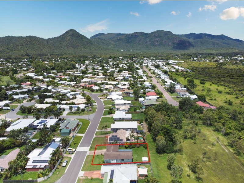 83 Glenrock Drive, Rasmussen QLD 4815